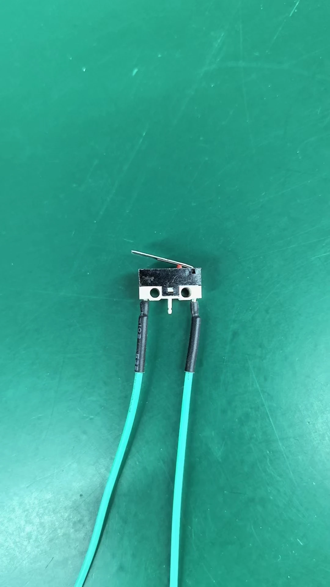 DC025 With PH-3P Yellow Wire And Limit Switch With PH-2P Green Wire